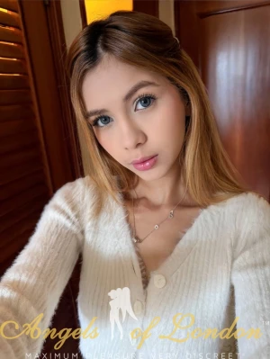 Arneb (24) London Escort