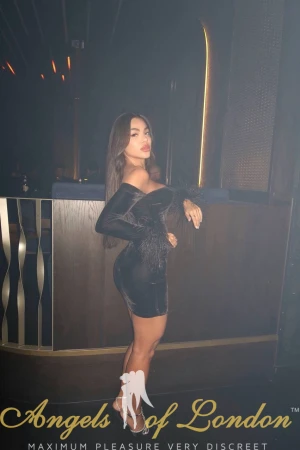 Yelan (25) London Escort