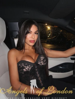 Yelan (25) London Escort