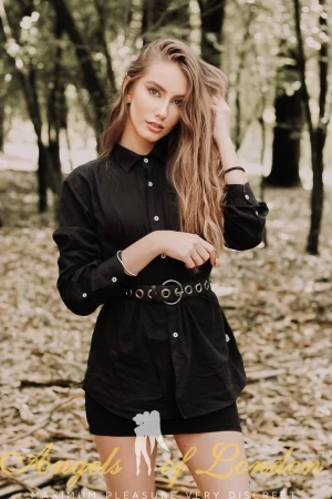 Constance (23) London Escort