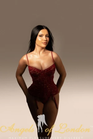 Pera (23) London Escort