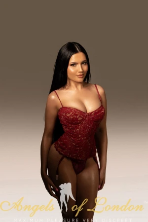 Pera (23) London Escort