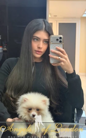 Cuddles (20) London Escort