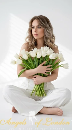 Ale (21) London Escort