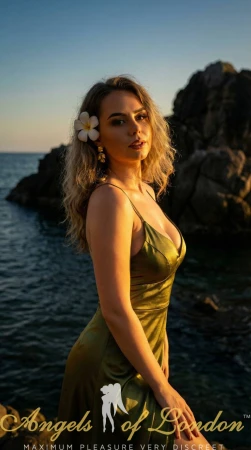 Ale (21) London Escort