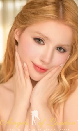 Nefeli (18) London Escort