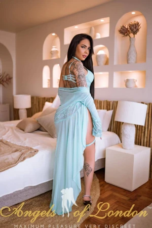 Esalla (23) London Escort