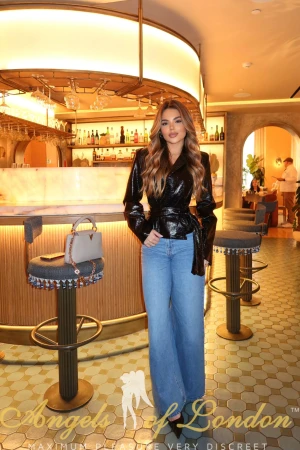 Veruca (20) London Escort