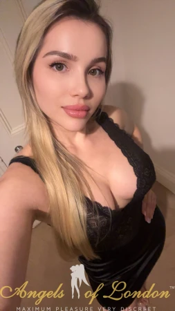 Dessini (25) London Escort