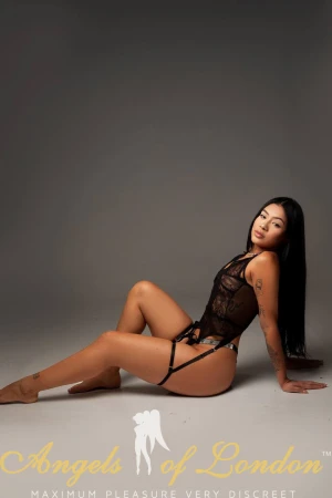 Josefa (21) London Escort