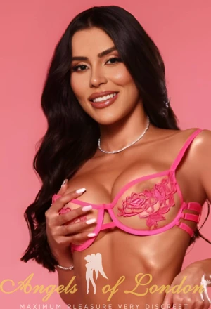 Roslyn London Escort