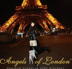 Roslyn (23) London Escort