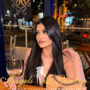 Emesta (23) London Escort