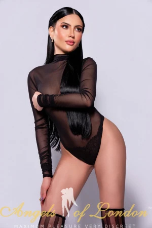 Pera (23) London Escort