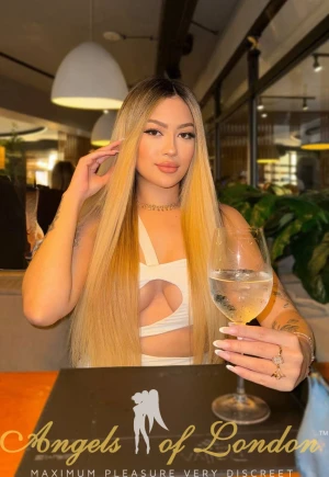 Jasinta (22) London Escort