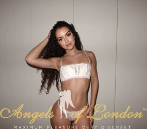 Latifa (19) London Escort