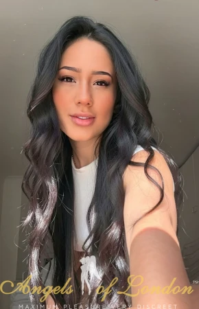 Insta (25) London Escort
