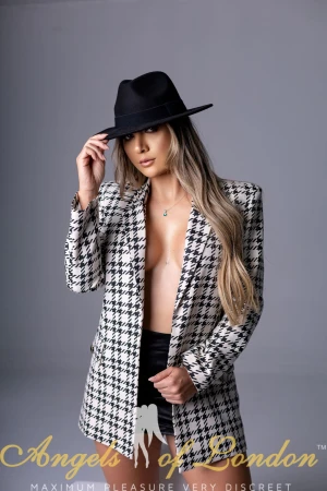 Laonta (30) London Escort
