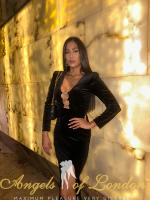 Cortana (24) London Escort