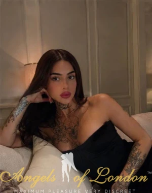 Melda (22) London Escort