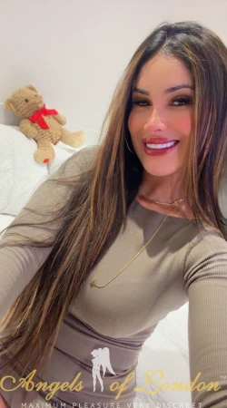 Peppi (27) London Escort