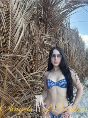 Jolina (20) London Escort