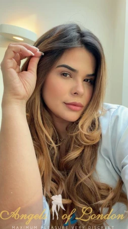 Kalina (30+) London Escort