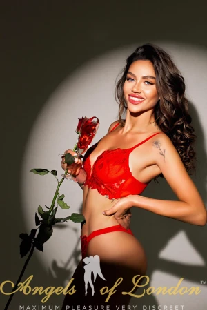 Charotie (25) London Escort