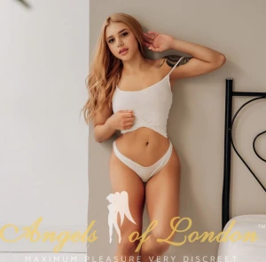 Reeve (23) London Escort