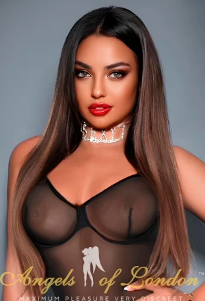 Cardi London Escort