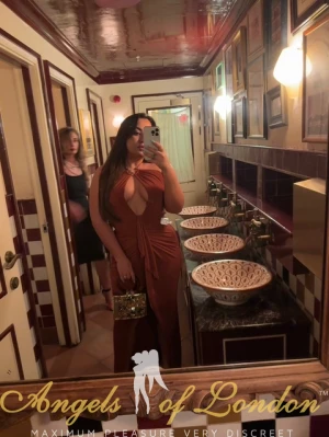 Cardi (19) London Escort