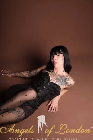 Olysee (19) London Escort
