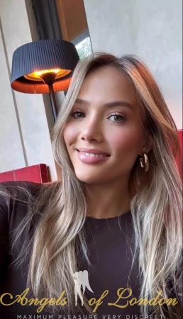 Safrona (20) London Escort
