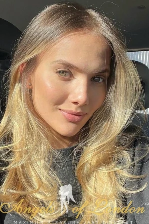 Safrona (20) London Escort