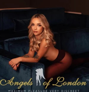 Bumble (21) London Escort