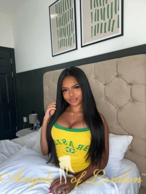 Zargoza (18) London Escort