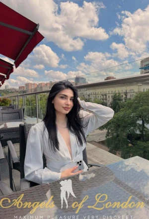 Emilia (22) London Escort