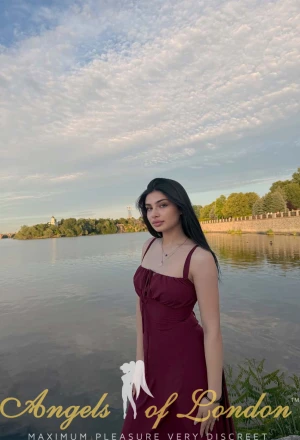 Emilia (22) London Escort
