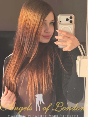 Alphina (20) London Escort