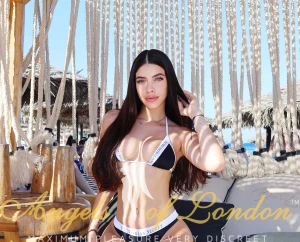 Cuddles (20) London Escort