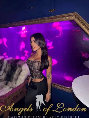 Herbal (22) London Escort