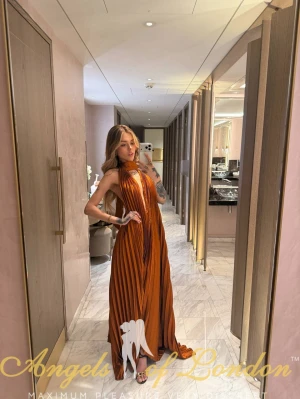 Mikami (21) London Escort