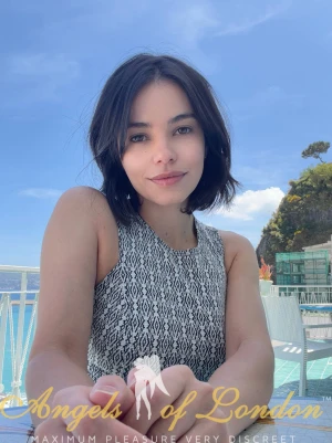 Lovy (23) London Escort