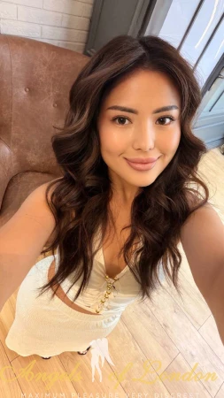 Senim (23) London Escort