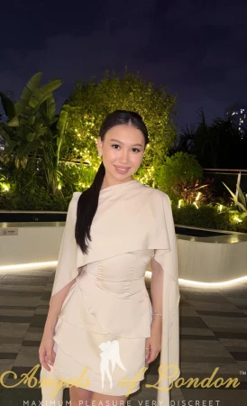 Bailey (20) London Escort