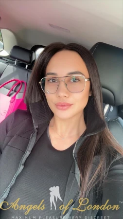 Alfiah (30+) London Escort