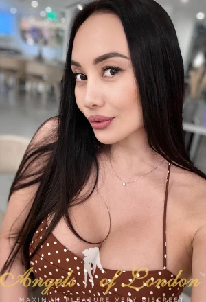 Alfiah London Escort