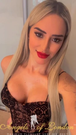 Saga (25) London Escort