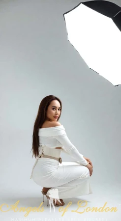 Alfiah (30+) London Escort