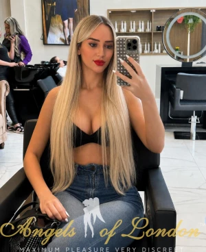 Saga (25) London Escort
